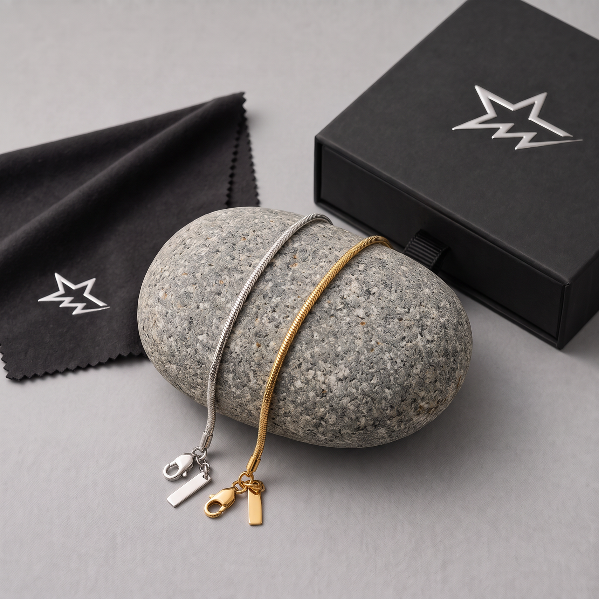 Markiga® Bangle Bracelet