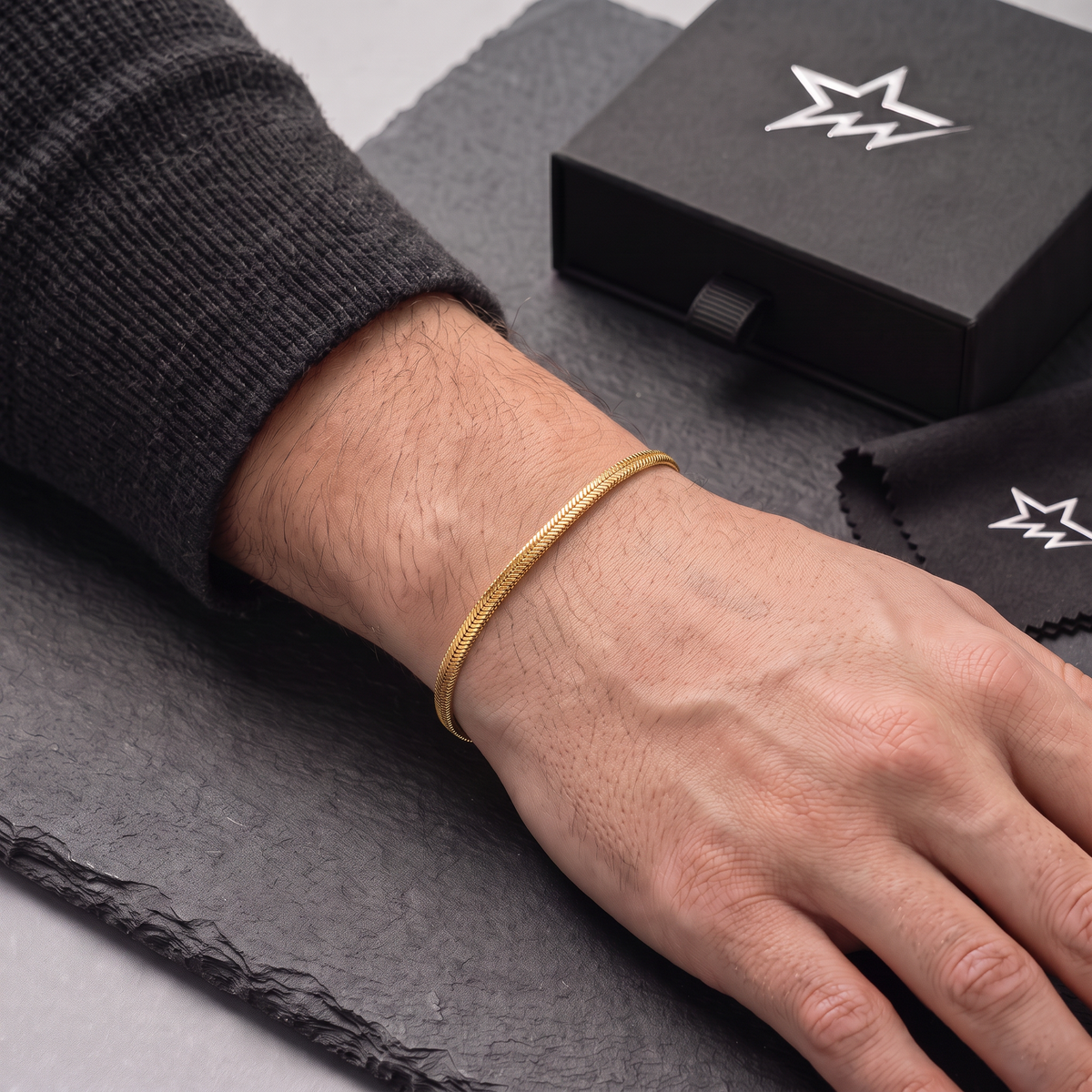 Markiga® Bangle Bracelet